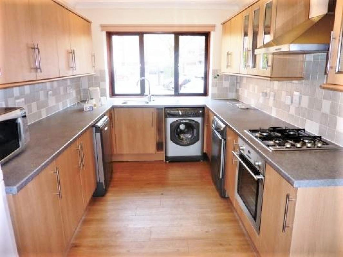 			NEW INSTRUCTION, 4 Bedroom, 1 bath, 1 reception House			 St.Helens Gardens, LADBROKE GROVE