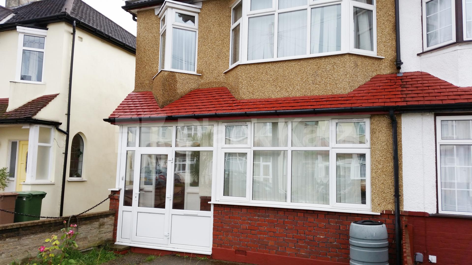 			NEW INSTRUCTION, 3 Bedroom, 1 bath, 1 reception Detached House			 Stonecot Close, Sutton