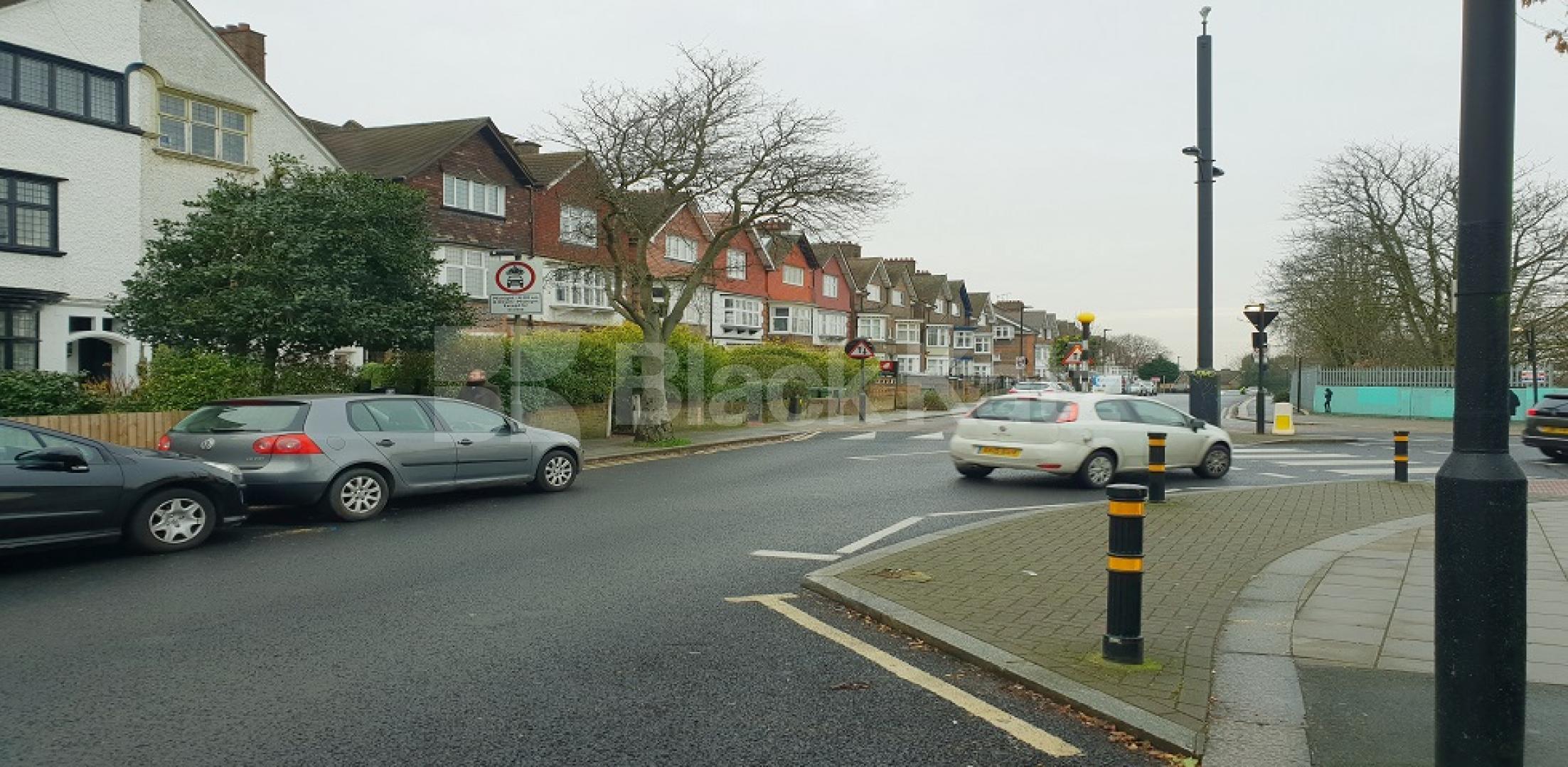 			NEW INSTRUCTION  , 1 Bedroom, 1 bath, 1 reception Apartment			 Drewstead Road, Streatham Hill