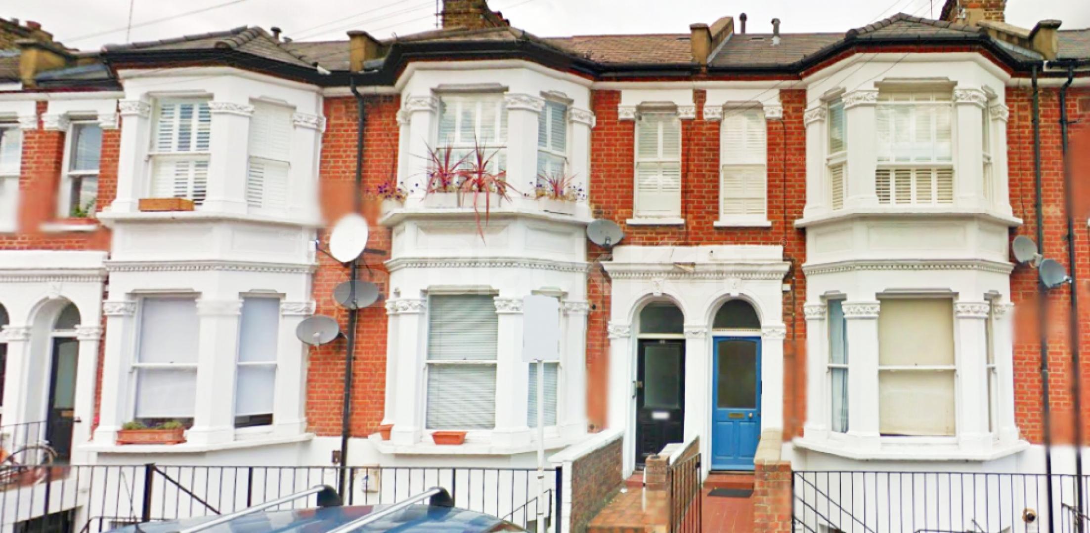 			NEW INSTRUCTION (Private Garden), 1 Bedroom, 1 bath, 1 reception Flat			 Hadyn Park Road, Shepherds Bush
