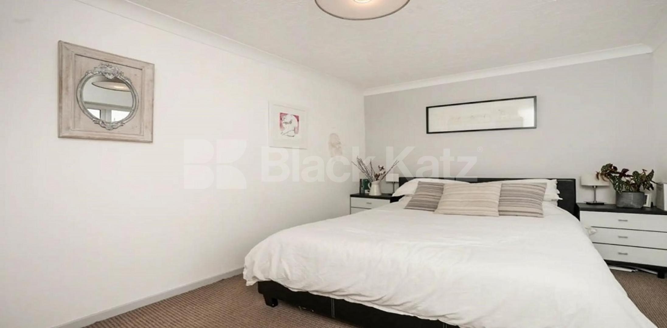 Modern private development with private parking Stubbs Drive, Bermondsey