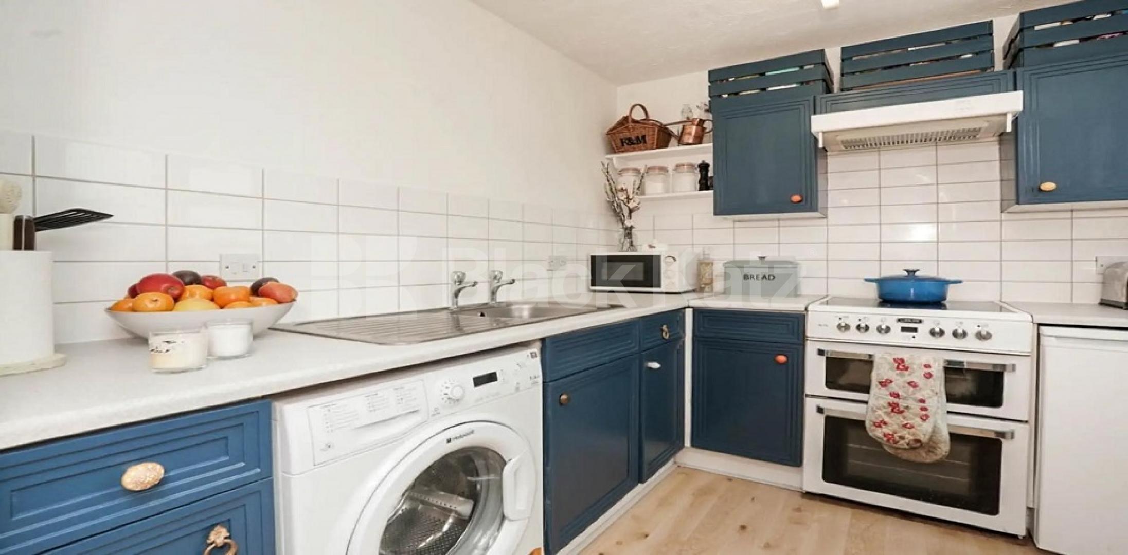 Modern private development with private parking Stubbs Drive, Bermondsey