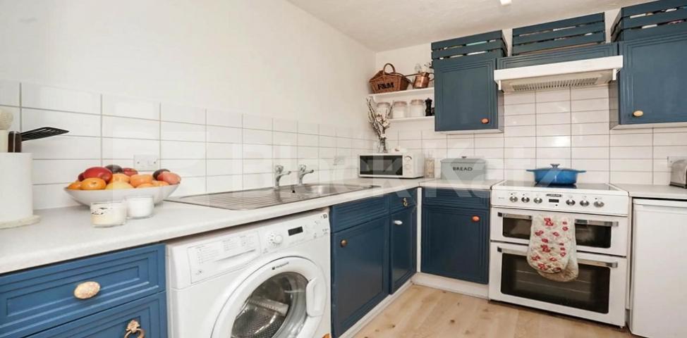 Modern private development with private parking Stubbs Drive, Bermondsey