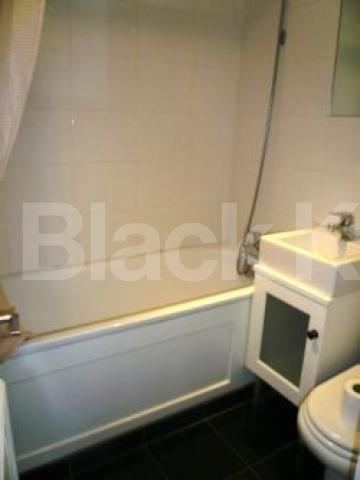 			NEW INSTRUCTION, 1 Bedroom, 1 bath, 1 reception Flat			 Sutherland Ave, Warwick Ave