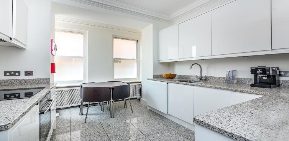 			 HEATING INCLUDED, 1 Bedroom, 1 bath, 1 reception Apartment			 Fitzjohns Avenue, HAMPSTEAD