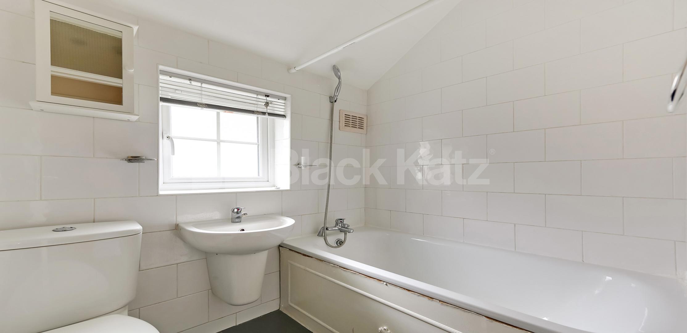 			NEW INSTRUCTION , 1 Bedroom, 1 bath, 1 reception Apartment			 Thornton Avenue, Streatham Hill