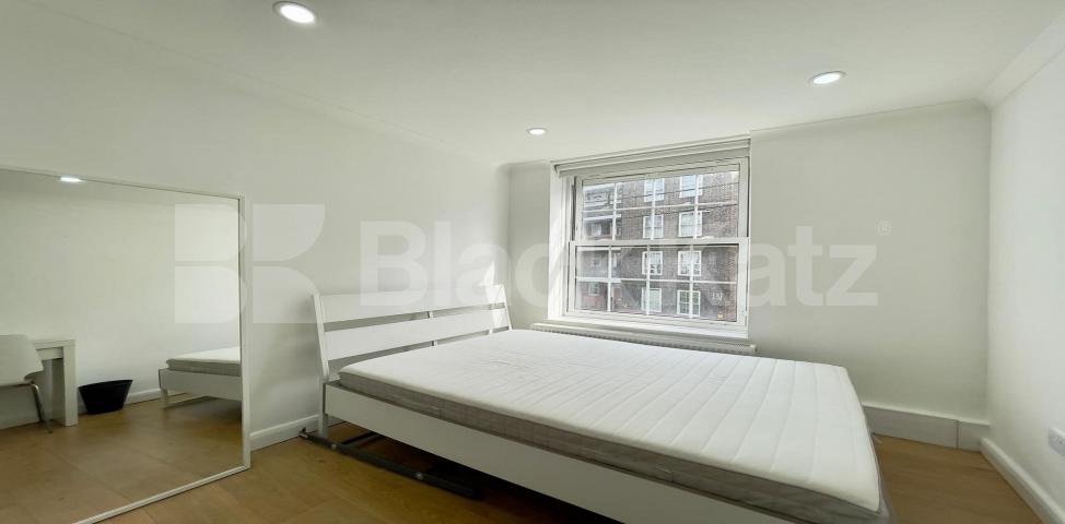 			LET , 3 Bedroom, 1 bath, 0 reception Apartment			 Tiverton Street, Elephant & Castle / Borough