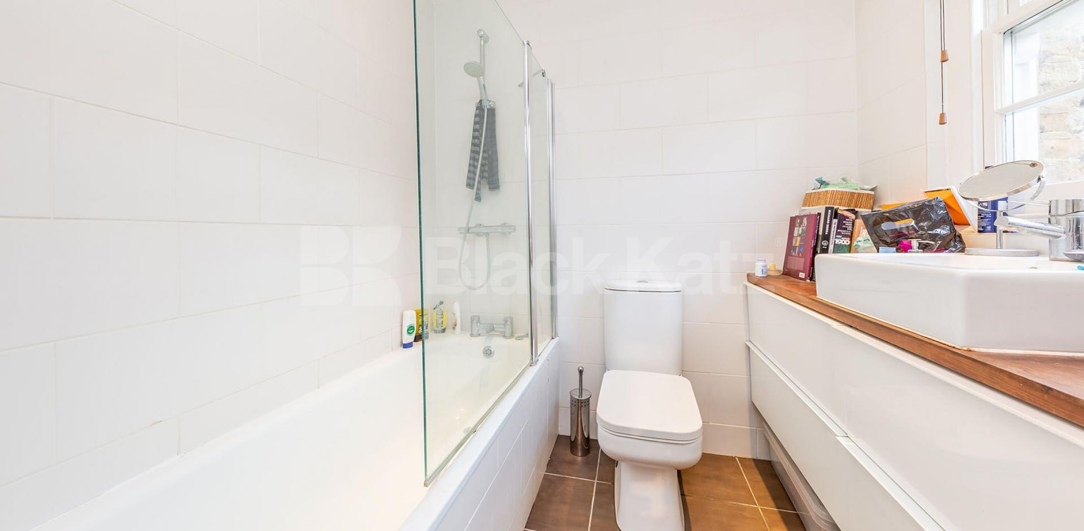 			Studio Apartment, 1 bath, 1 reception Apartment			 HIGH STREET, Hornsey