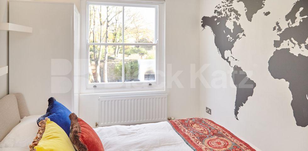 			LET AGREED, 2 Bedroom, 1 bath, 1 reception Flat			 Southgate Road, DE BEAUVOIR-ISLINGTON