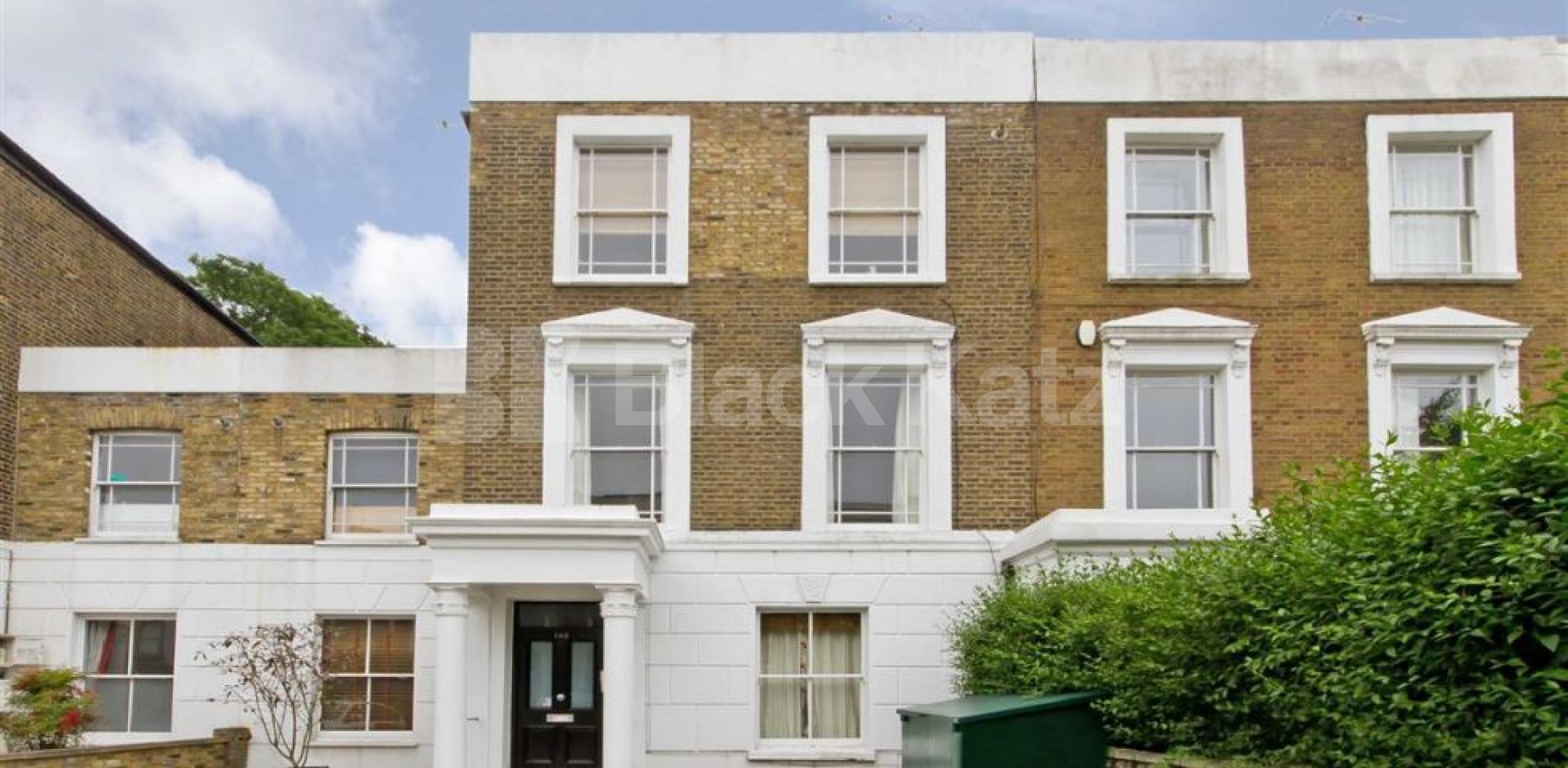 			LET AGREED, 2 Bedroom, 1 bath, 1 reception Flat			 Southgate Road, DE BEAUVOIR-ISLINGTON