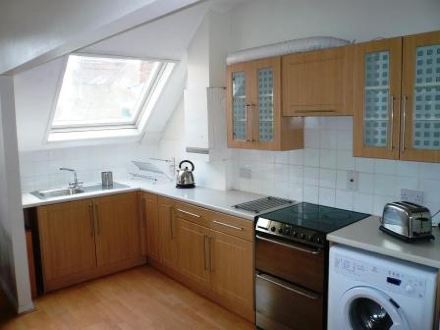 			2 Bedroom, 1 bath, 1 reception Flat			 Callcott Road, KILBURN