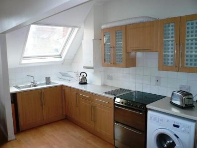 			2 Bedroom, 1 bath, 1 reception Flat			 Callcott Road, KILBURN