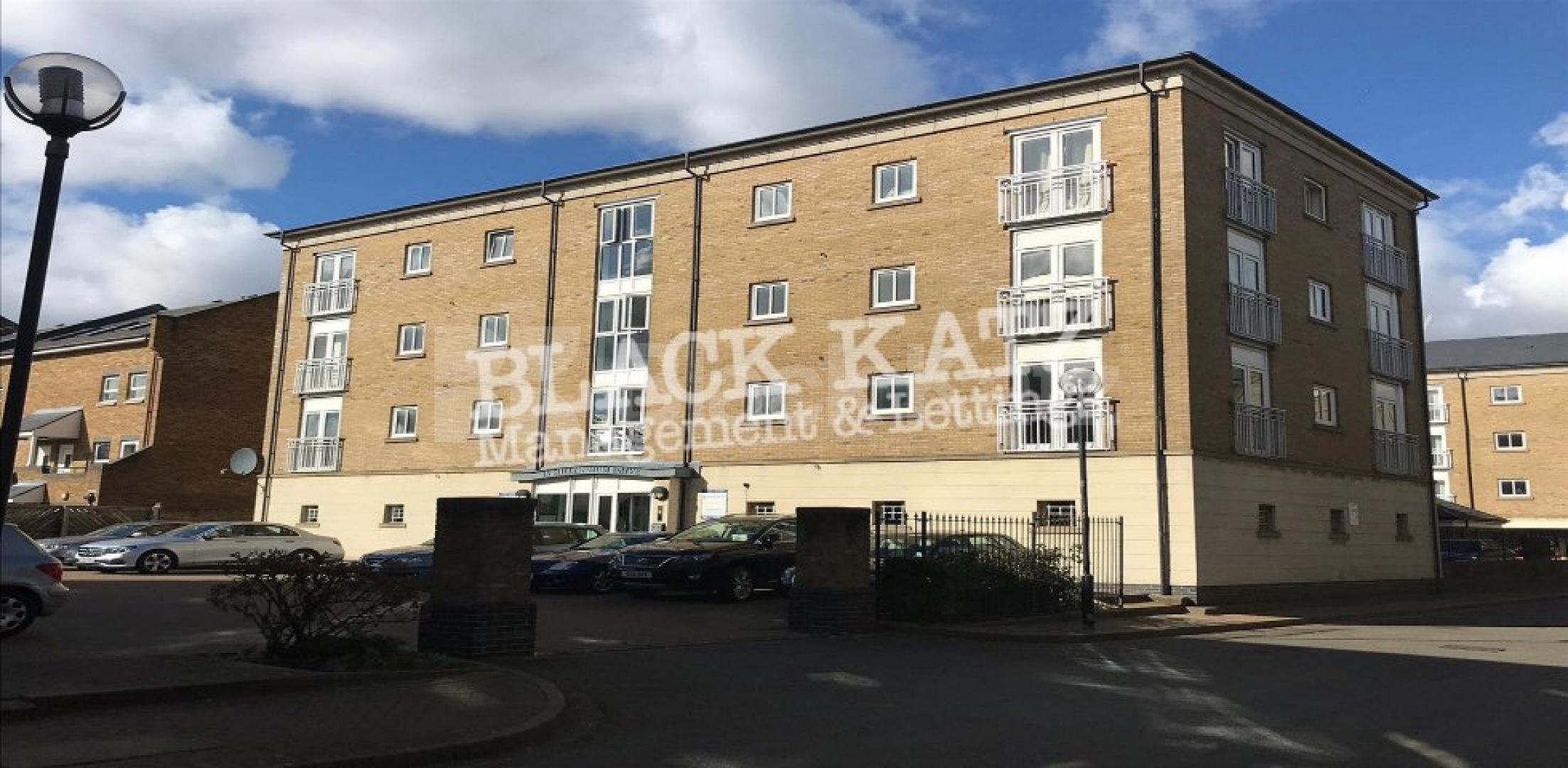 			NEW INSTRUCTION!, 2 Bedroom, 1 bath, 1 reception Apartment			 Millennium Drive, Isle Of Dogs