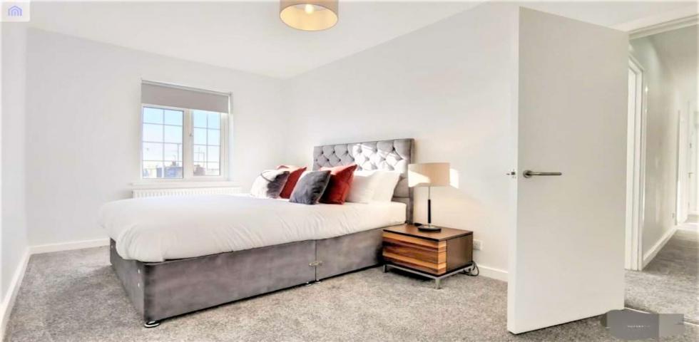 			3 Bedroom, 1 bath, 1 reception Flat			 Finchley Road, Hampstead