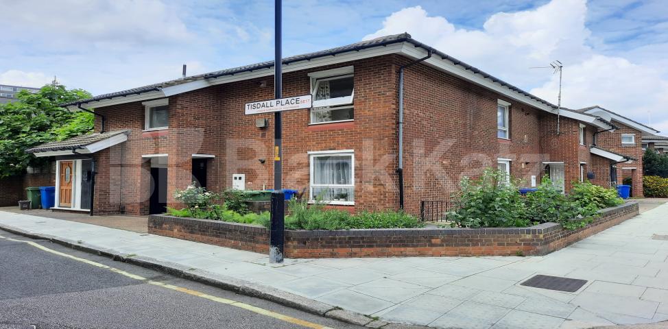 			LET , 2 Bedroom, 1 bath, 1 reception Ground Floor Maisonette			 Tisdal Place, Elephant and Castle