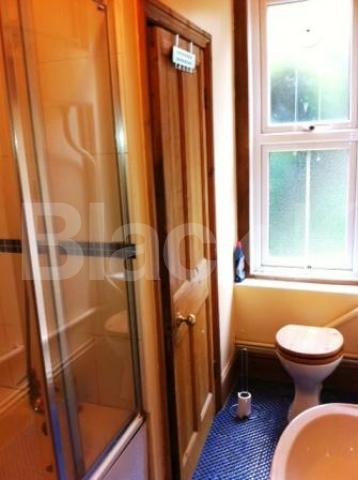 			3 Bedroom, 1 bath, 1 reception Flat			 Tottenham Lane, CROUCH END