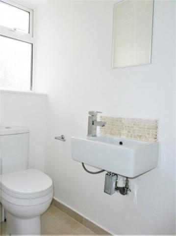 			2 Bedroom, 1 bath, 1 reception Flat			 Sterling Avenue, EDGWARE