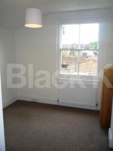 			NEW INSTRUCTION!, 4 Bedroom, 1 bath, 1 reception House			 Truro Road, Bounds Green