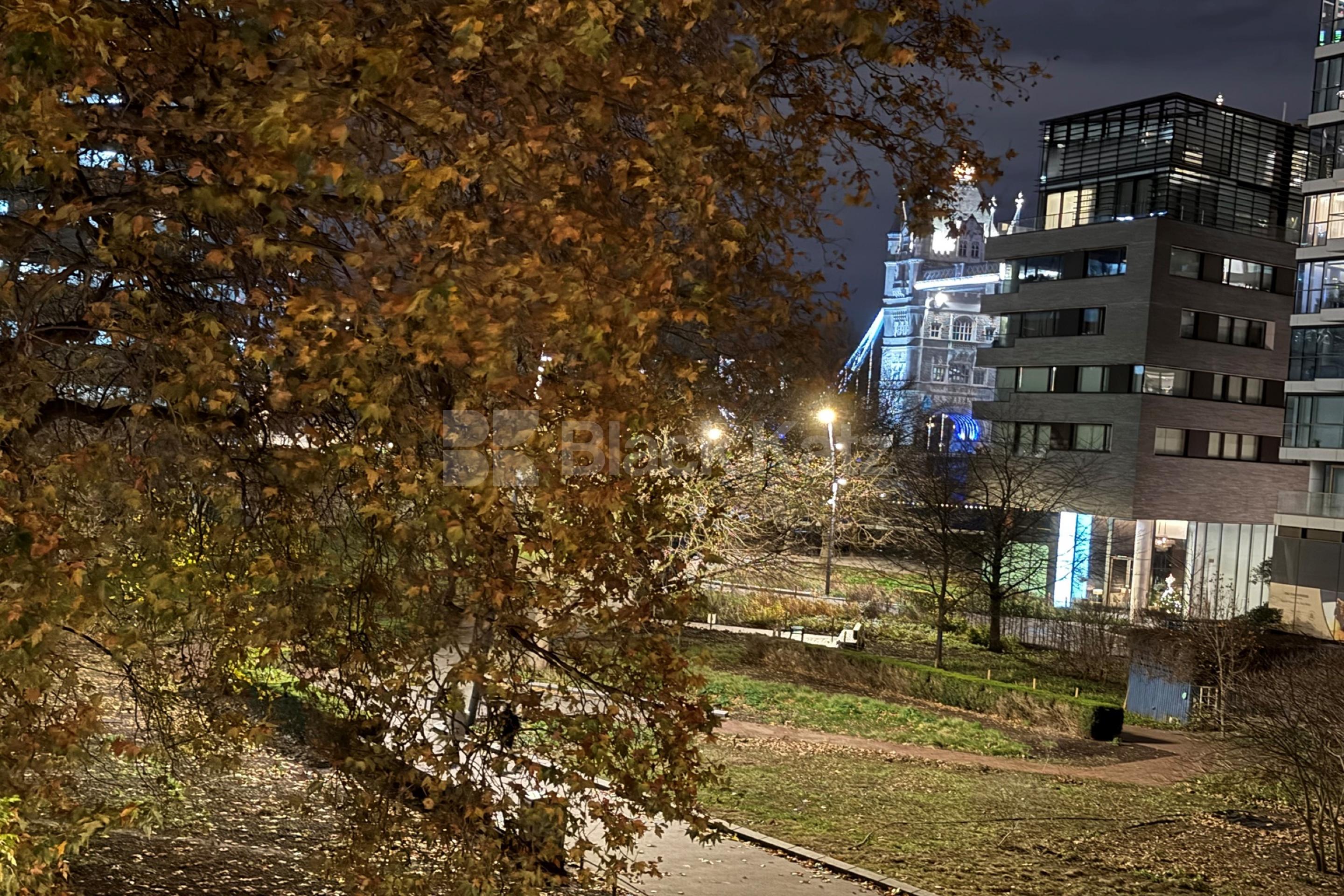 Bright and Spacious Three Bedroom Apartment in the Heart of London Bridge Devon Mansions - Tooley Street , London Bridge SE1