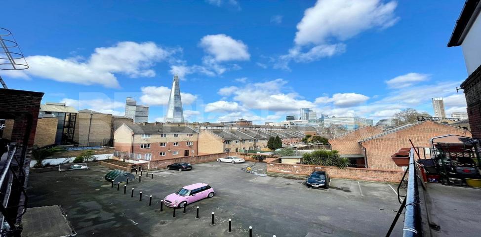 			LET, 2 Bedroom, 1 bath, 1 reception Maisonette			 Tanner Street , London Bridge