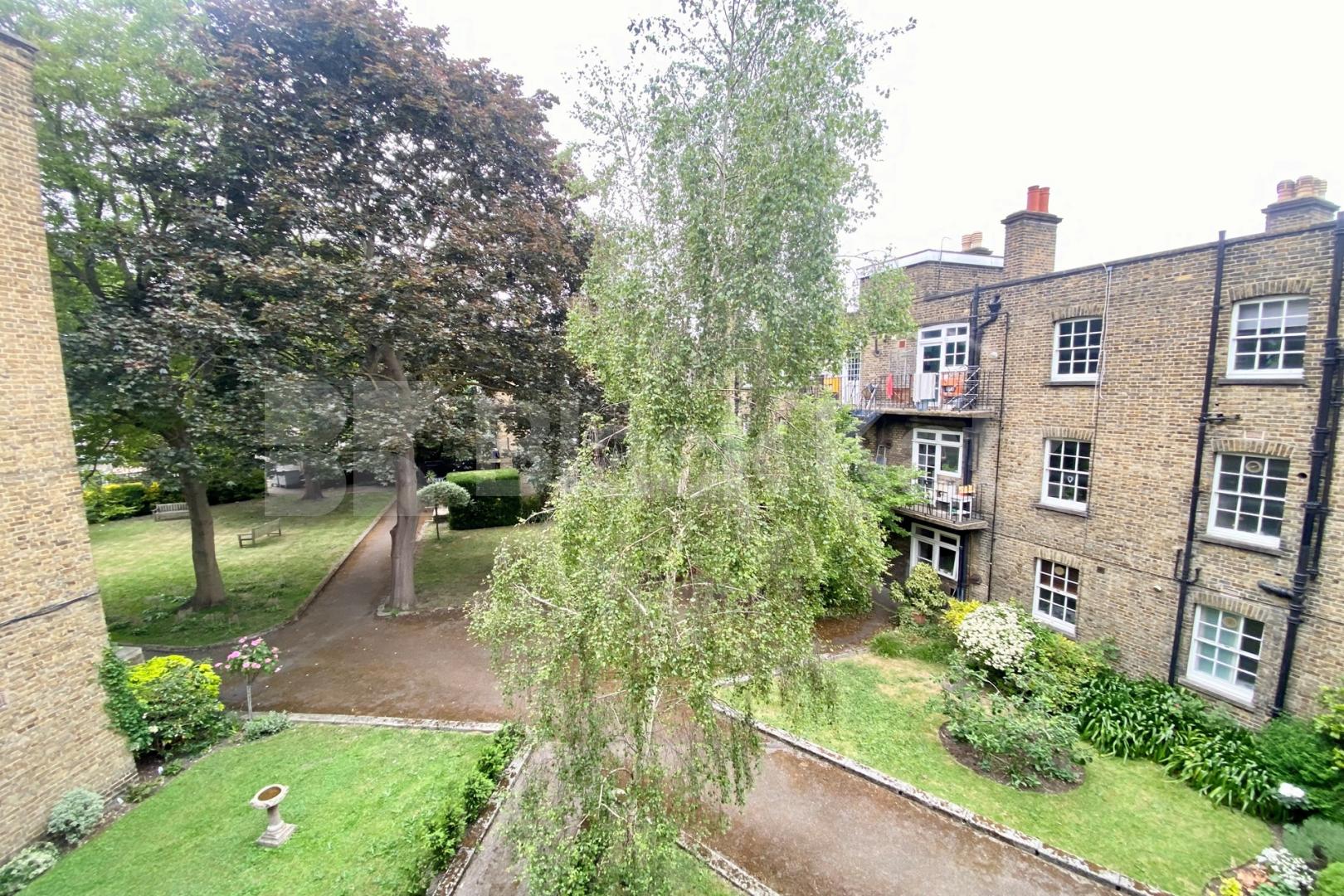 Superbly located, top floor three double bedroomed apartment  Tamar House - Kennington Lane, Kennington 