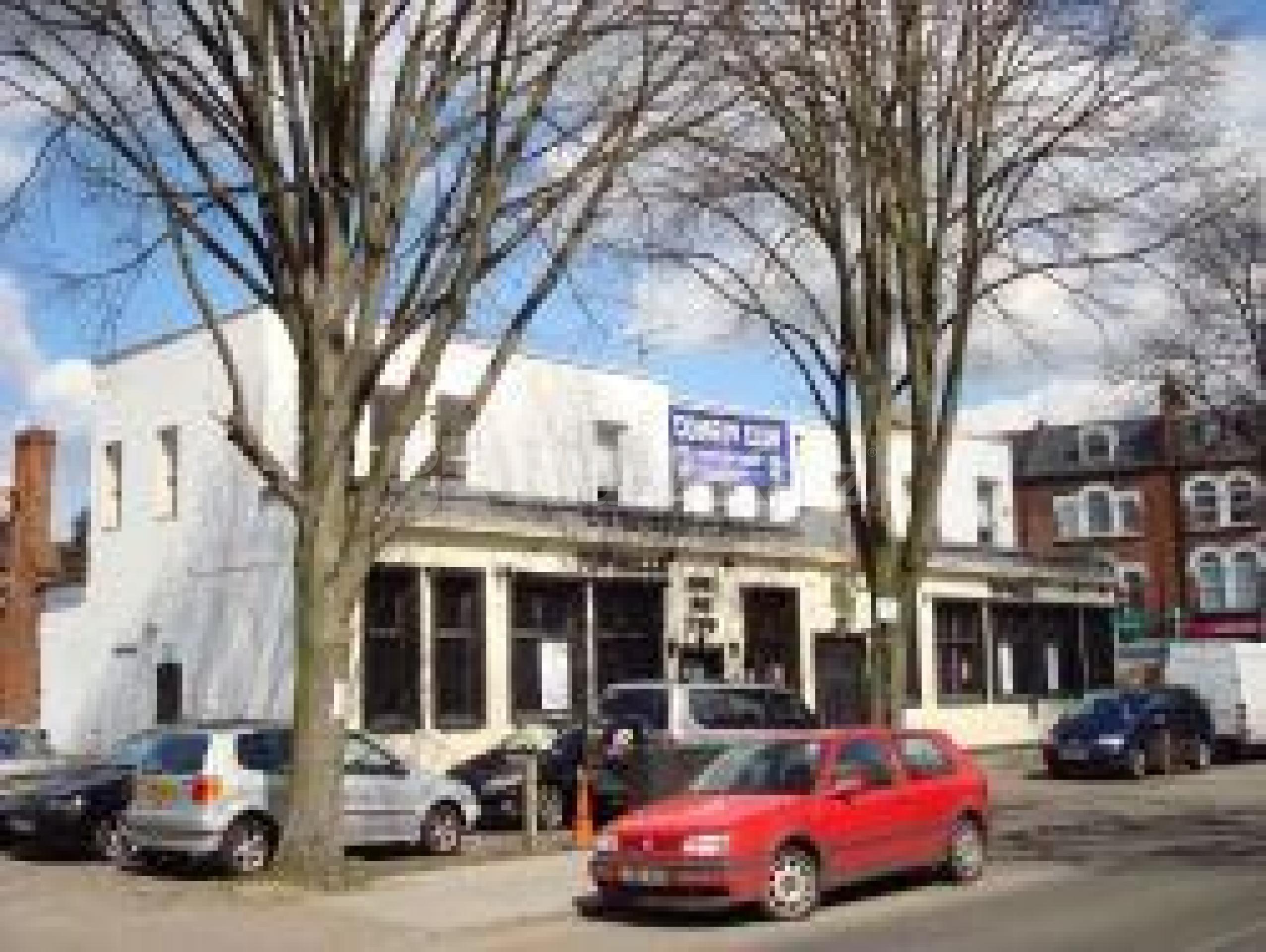 			NEW INSTRUCTION !!, 4 Bedroom, 1 bath, 1 reception Flat			 Tufnell Park Road, TUFNELL PARK N7