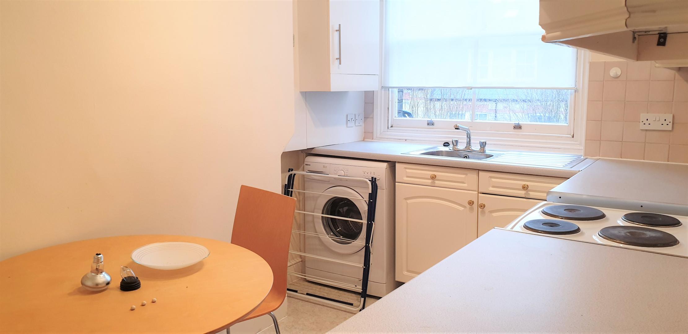 			WATER RATES INCLUDED, 1 Bedroom, 1 bath, 1 reception Flat			 Glenmore Road, BELSIZE PARK