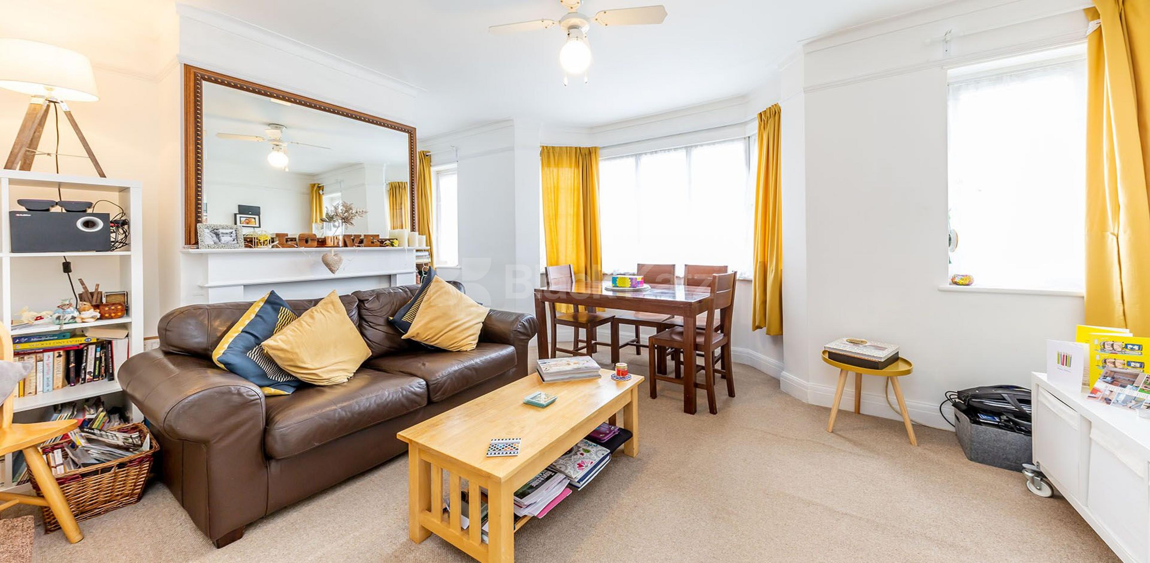 			2 Bedroom, 1 bath, 1 reception Maisonette			 Nether Street, FINCHLEY CENTRAL N3