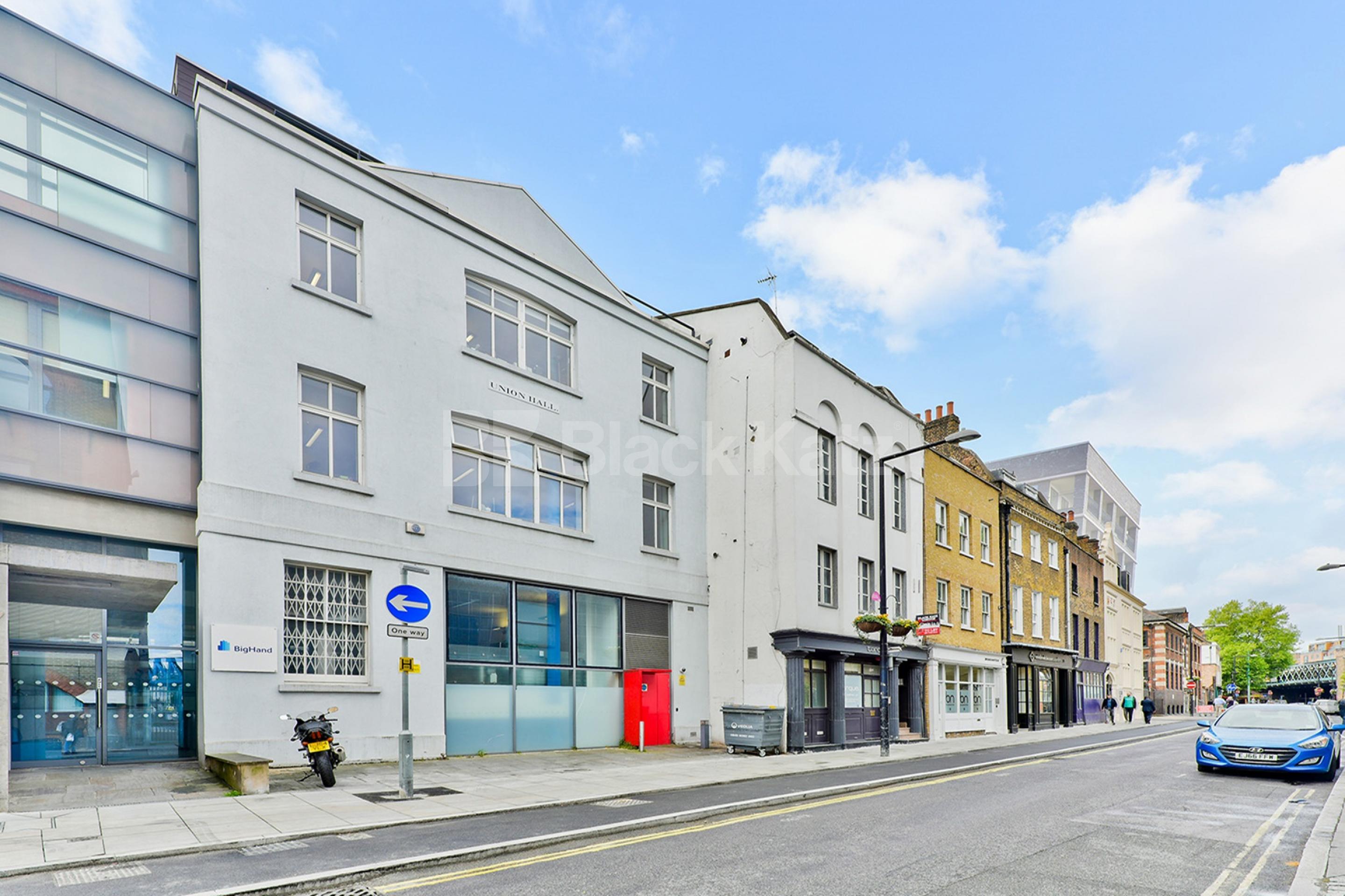 Superbly located, two bathrooms, generous period conversion  Union Street, London Bridge SE1