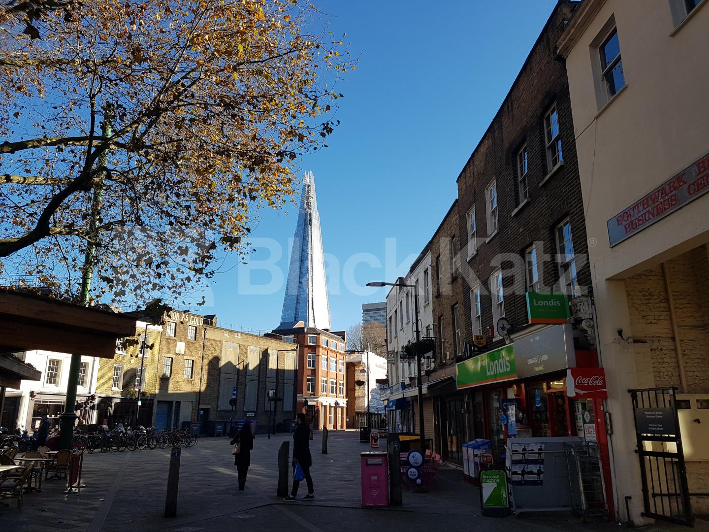 			NEW INSTRUCTION, 4 Bedroom, 1 bath, 1 reception Maisonette			 Flat Iron Square.Union Street, London Bridge