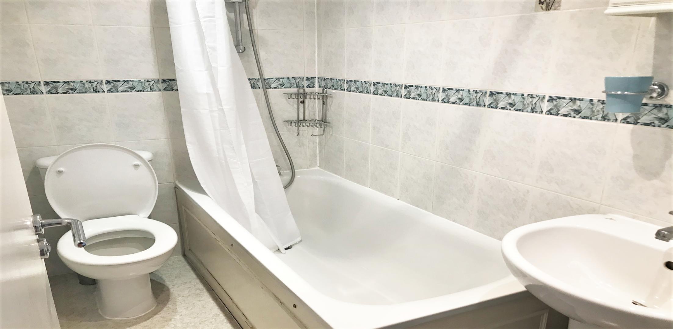 			1 Bedroom, 1 bath, 1 reception Apartment			 Howitt Road, BELSIZE PARK