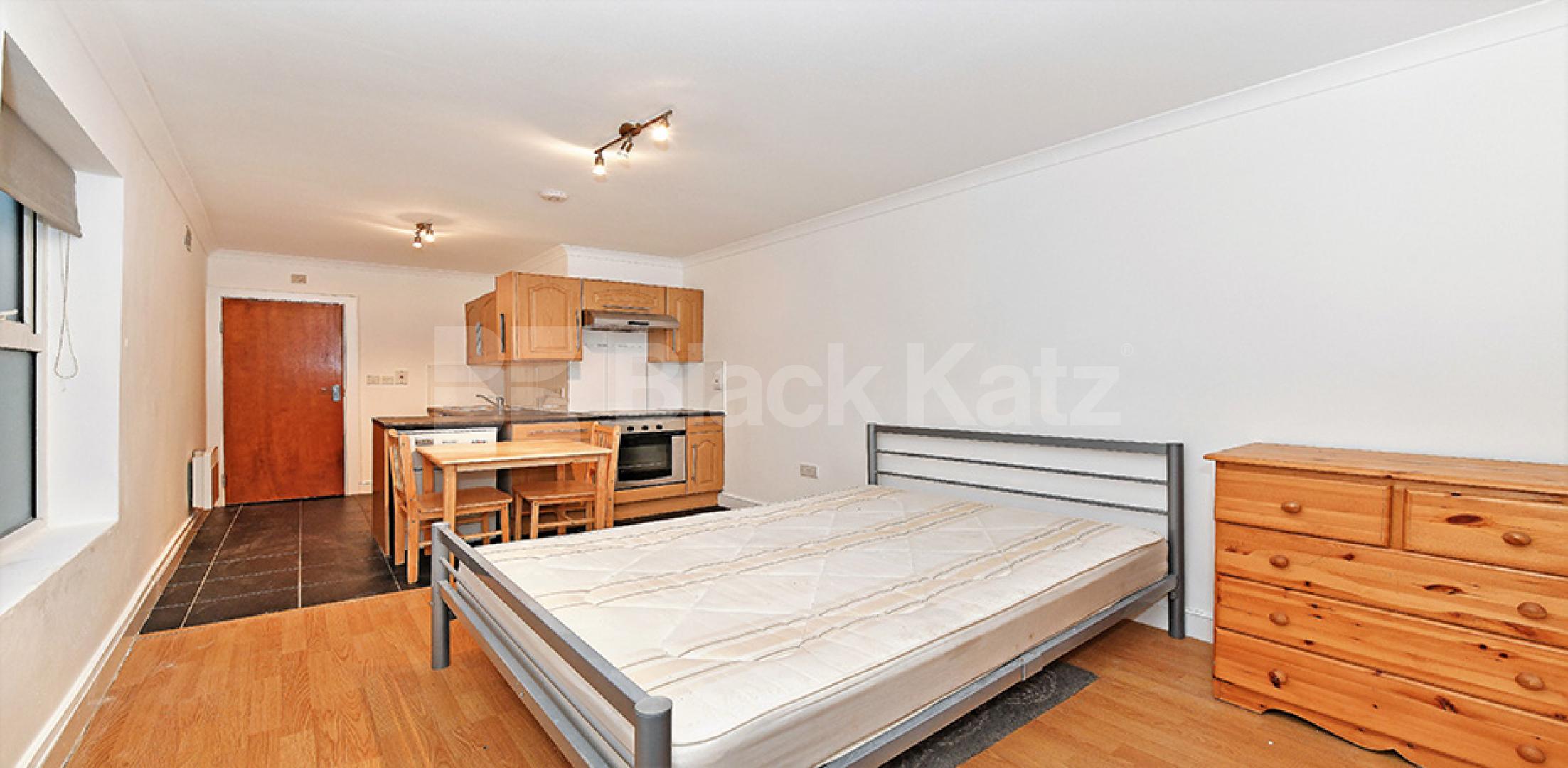 			Studio Apartment, 1 bath, 1 reception Flat			 Hornsey High Street , Crouch End / Hornsey