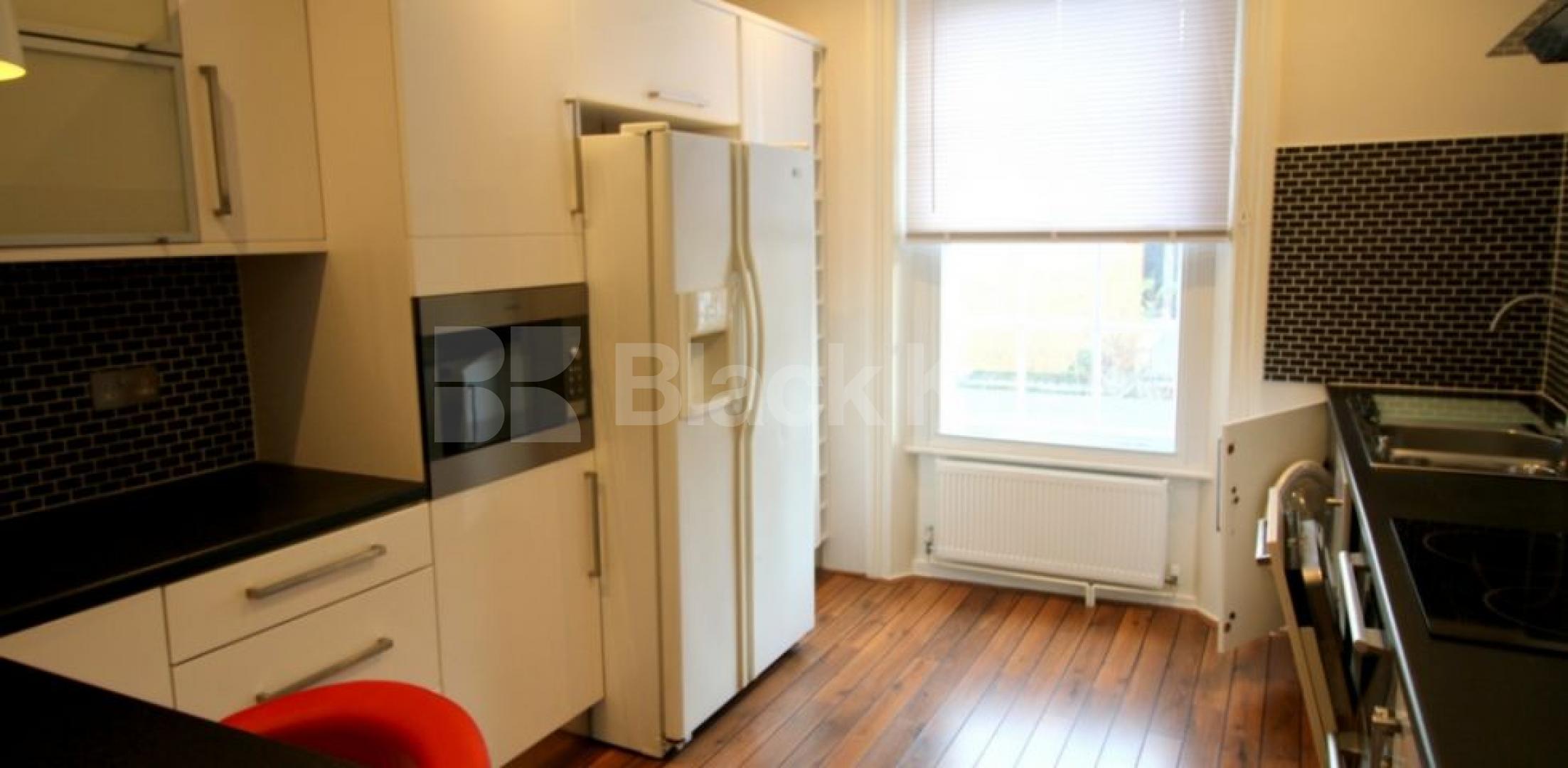 			NEW INSTRUCTION!, 3 Bedroom, 1 bath, 1 reception Flat			 Camden Road, CAMDEN