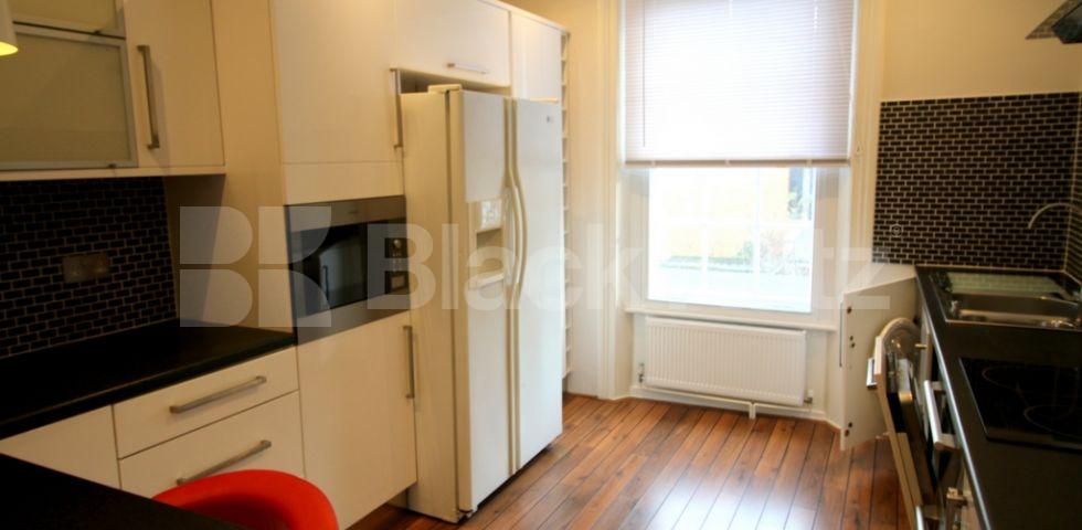 			NEW INSTRUCTION!, 3 Bedroom, 1 bath, 1 reception Flat			 Camden Road, CAMDEN