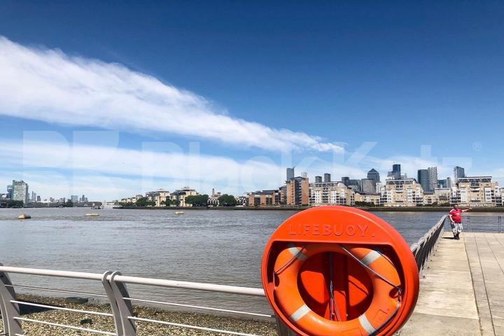 Boasting over 730 sq.ft of living & enternaing space  Jubilee Court  20 Victoria Parade, Greenwich 