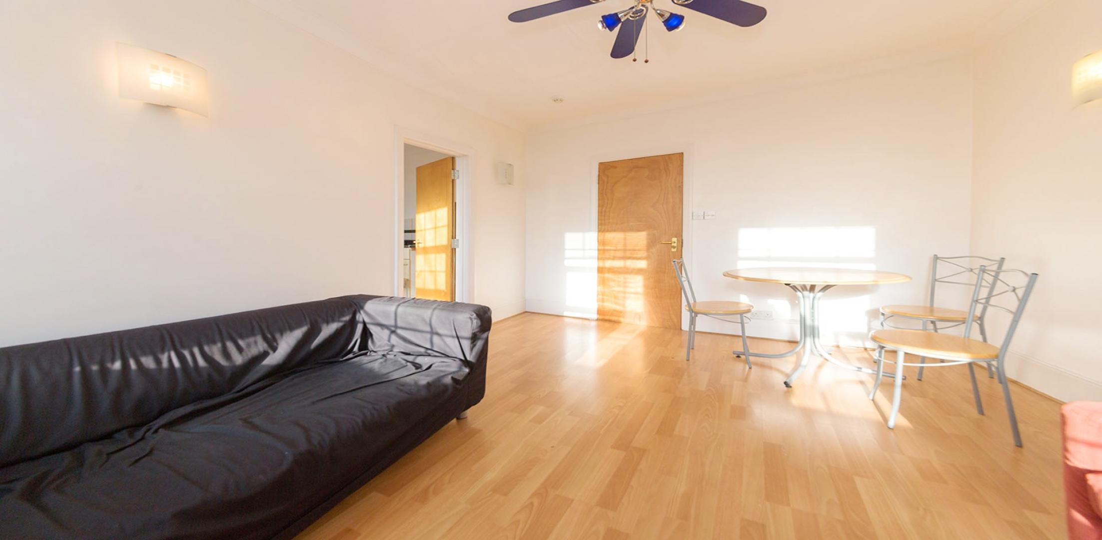 Central apartment finished to a high standard Burnley Road, Dollis Hill