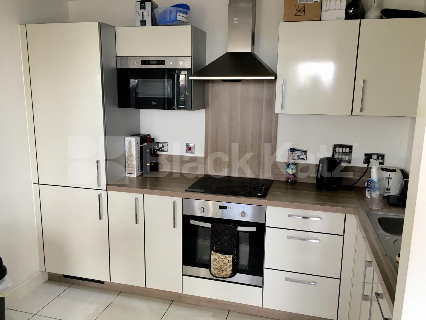 			UNDER OFFER , 1 Bedroom, 1 bath, 1 reception Apartment			 Vancouver House Needleman Street, Canada Water