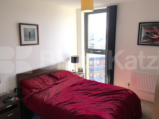 			UNDER OFFER , 1 Bedroom, 1 bath, 1 reception Apartment			 Vancouver House Needleman Street, Canada Water