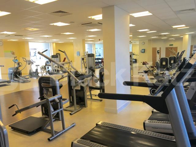 			UNDER OFFER , 1 Bedroom, 1 bath, 1 reception Apartment			 Vancouver House Needleman Street, Canada Water