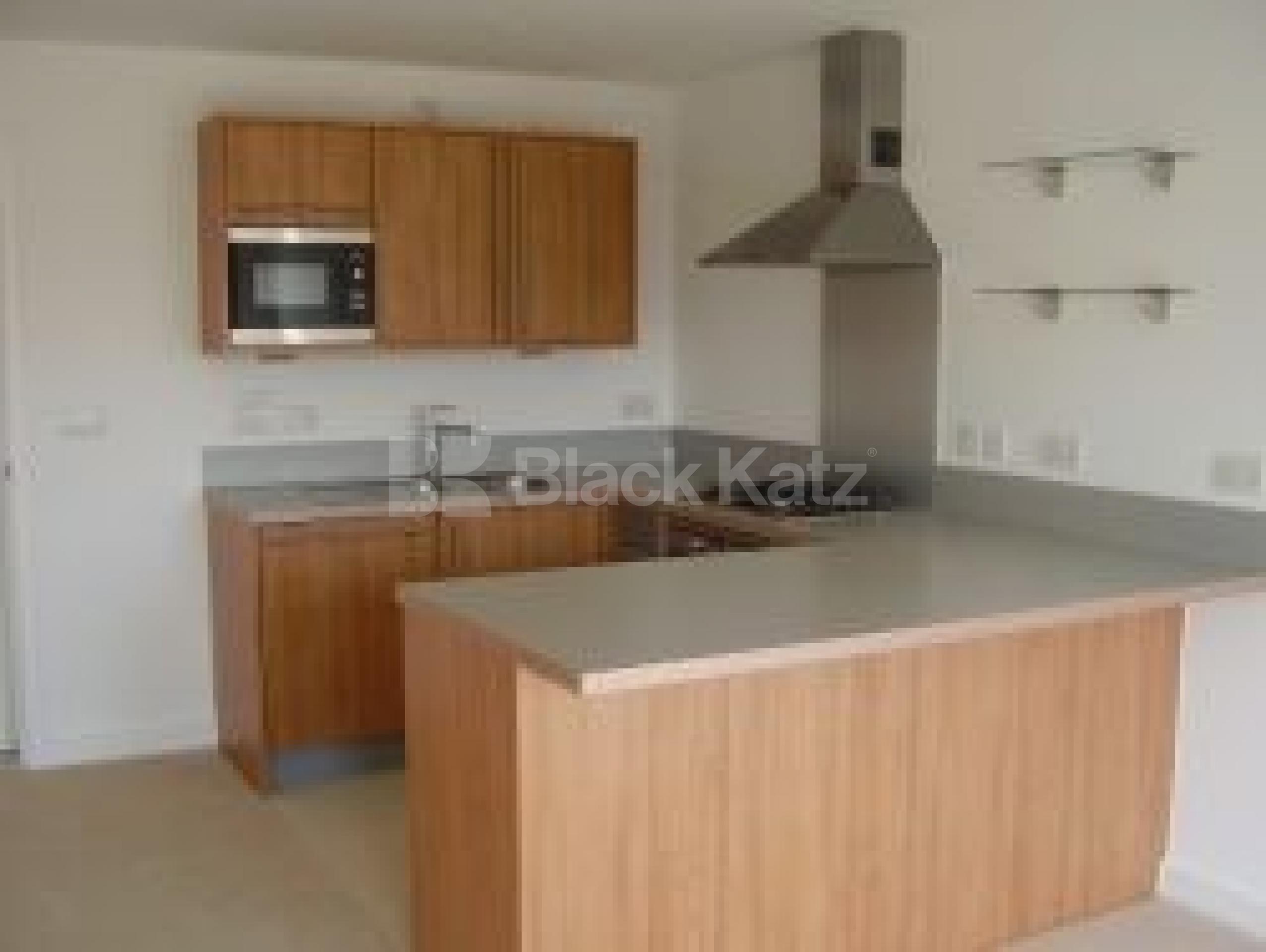 			Viewings Recommended, 2 Bedroom, 1 bath, 1 reception Flat			 Eden Grove, HOLLOWAY N7