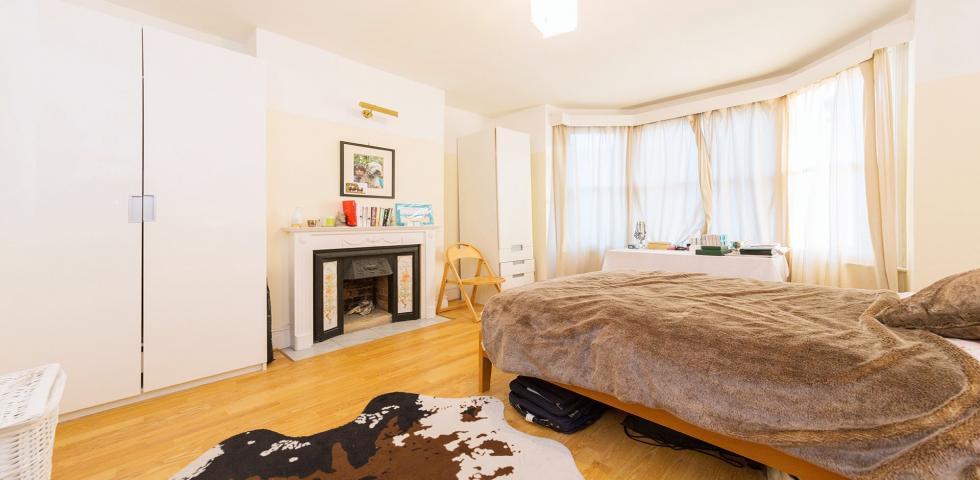 Stunning Family Home Claremont Road, Cricklewood