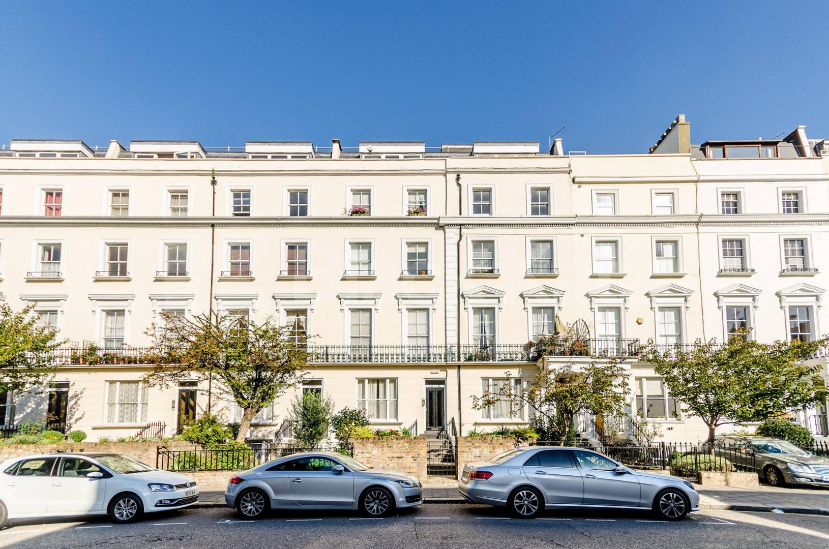 			1 Bedroom, 1 bath, 1 reception Flat			 Westbourne Grove, NOTTING HILL