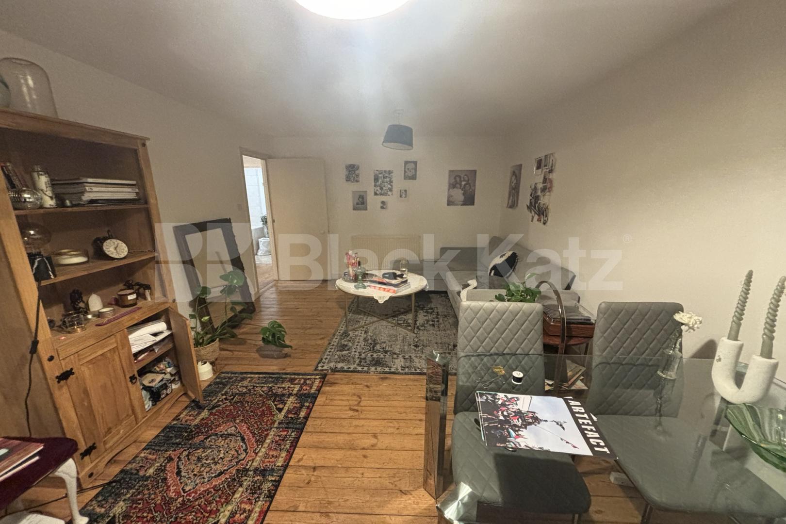 Prime location on the corner of the ever popular Bermondsey Street  Three Bridges, Whites Grounds, London Bridge