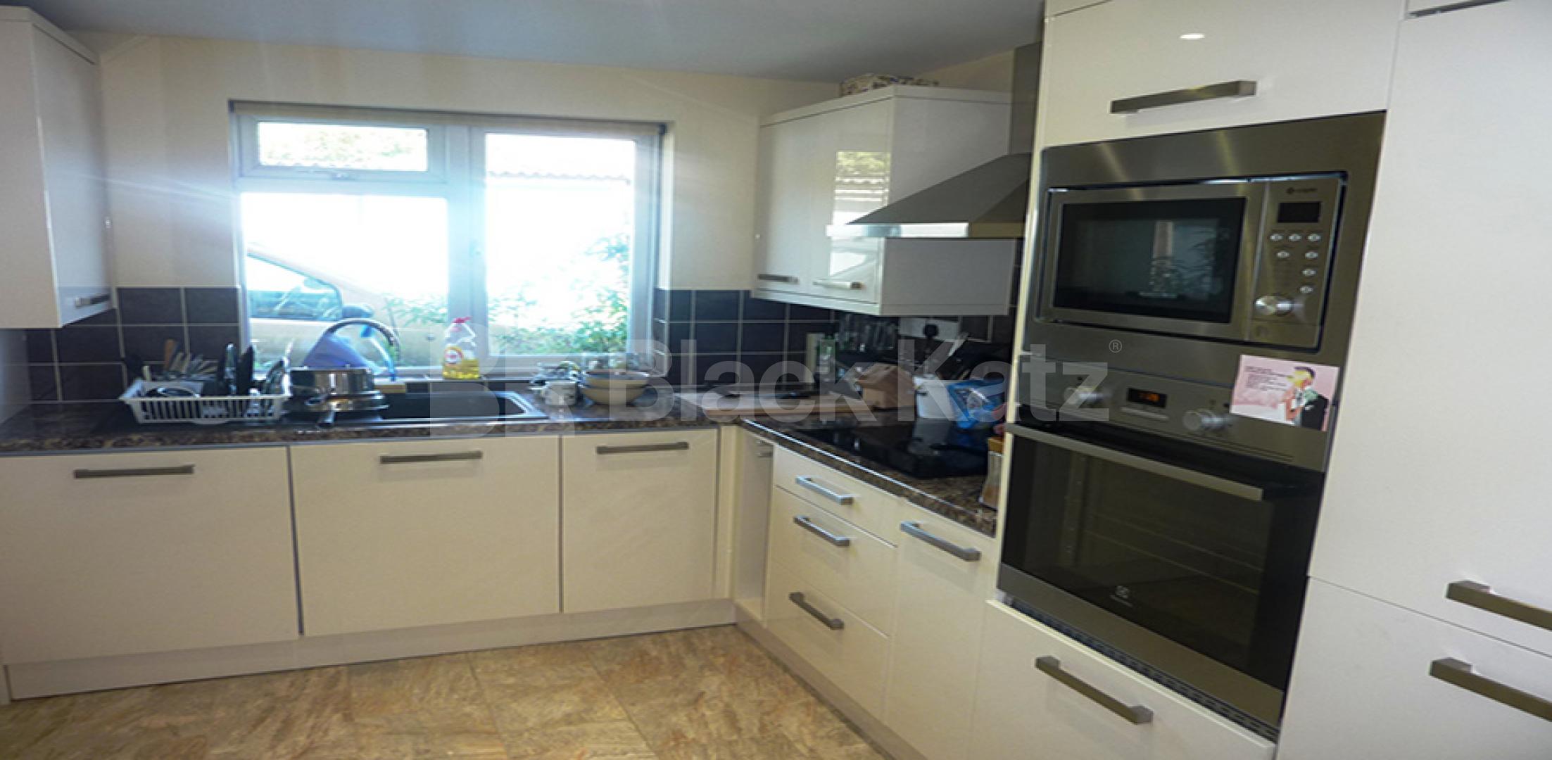 			1 Bedroom, 1 bath, 1 reception Flat			 Ward Road  , Tufnell park 