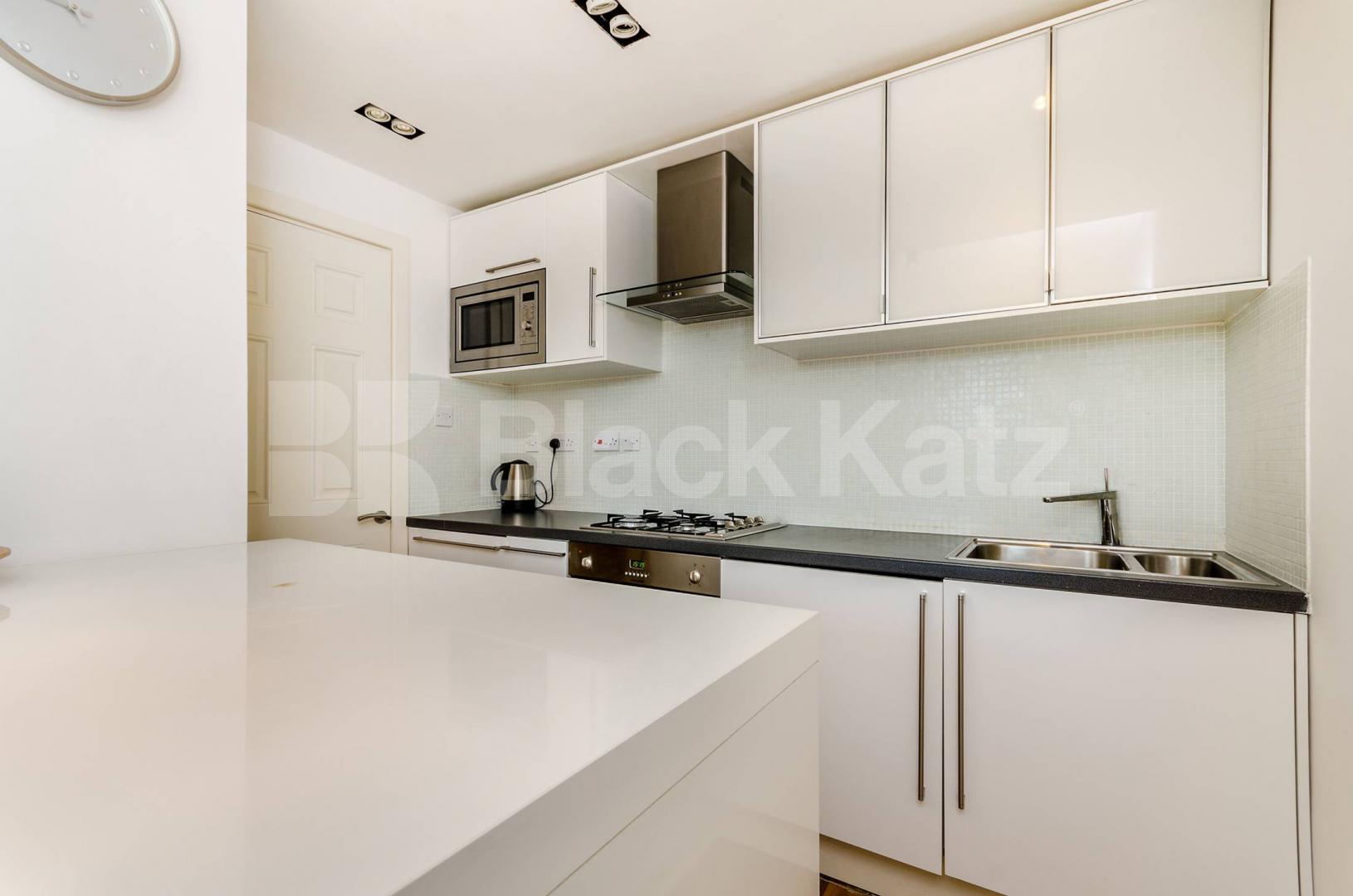 			1 Bedroom, 1 bath, 1 reception Flat			 Westbourne Grove, NOTTING HILL