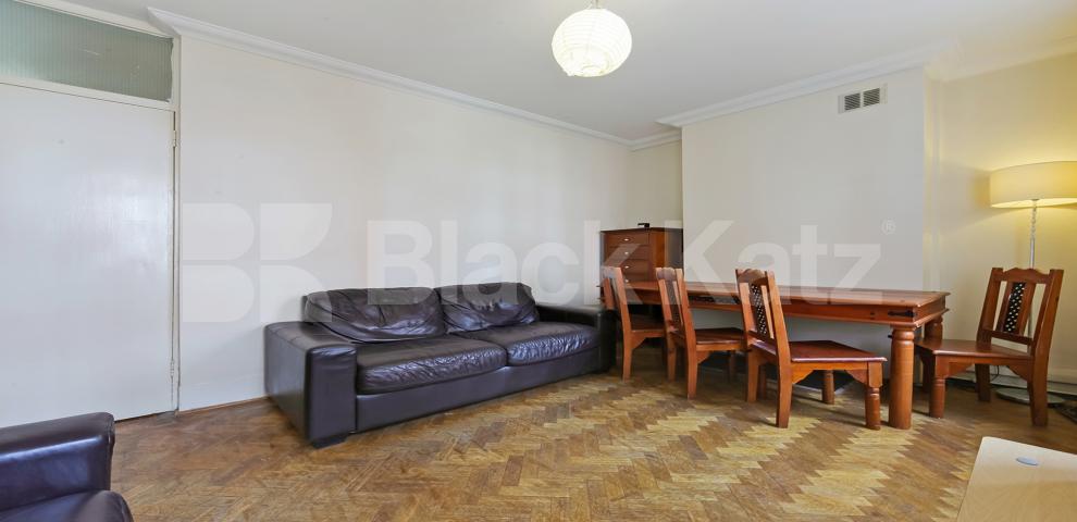 			LET , 3 Bedroom, 1 bath, 1 reception Apartment			 Whites Square, Clapham Common