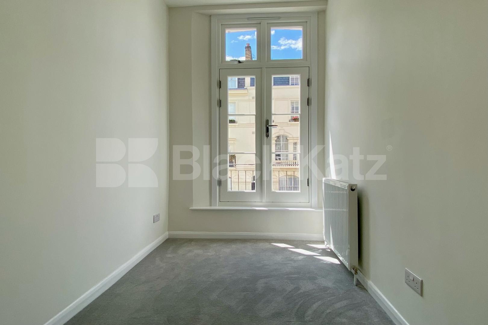 Bright and airy & recently refurbished  Winchester Street, Pimlico / Victoria