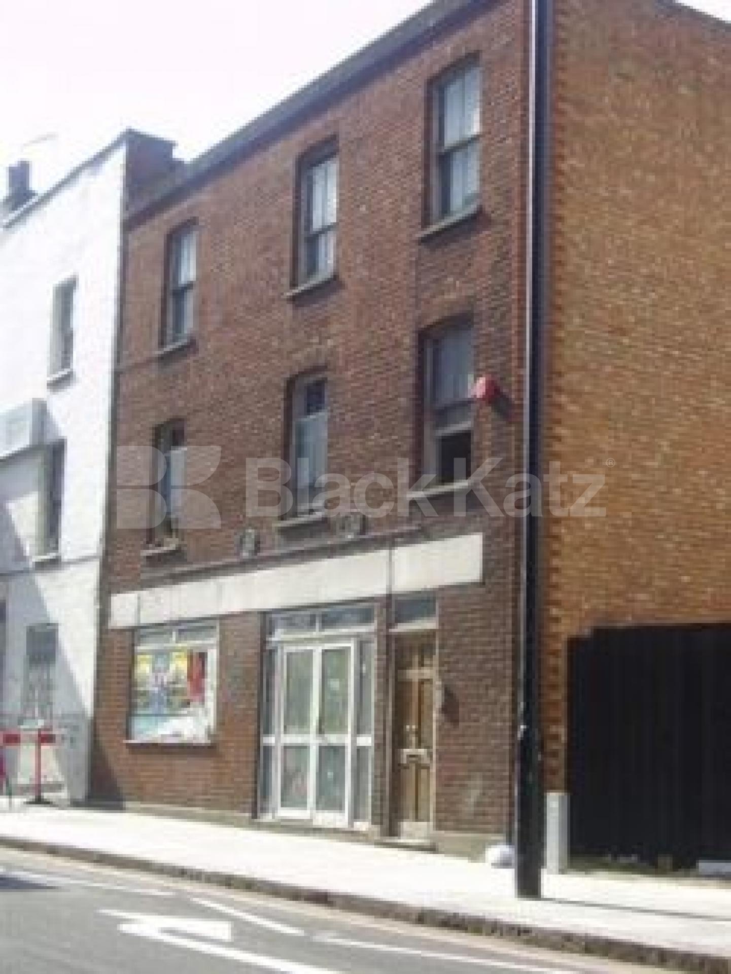 			Studio Apartment, 1 bath, 1 reception Studio			 Wakley Street, ANGEL EC1V