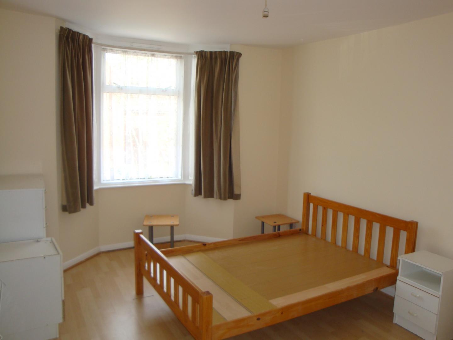 			NEW INSTRUCTION, 2 Bedroom, 1 bath, 1 reception Flat			 Walm Lane, WILLESDEN GREEN