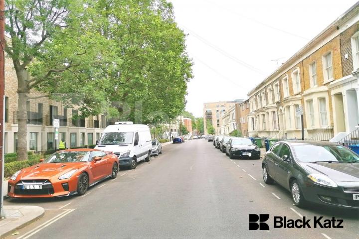 Rent is inclusive of Gas, Electricity, Internet, Water Rates & Council Tax  Wansey Street, London Bridge